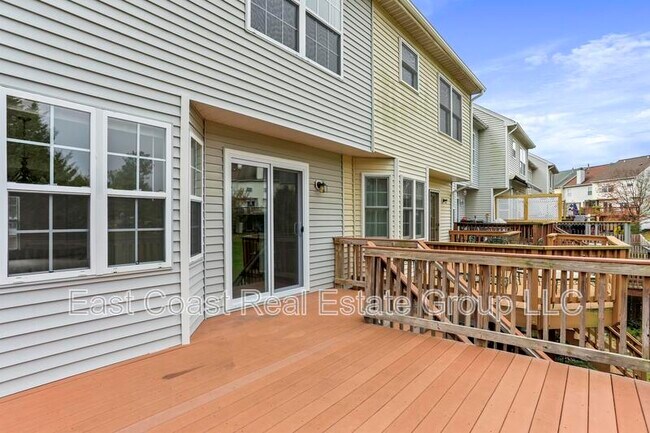 Building Photo - 9114 Ridgefield Ln