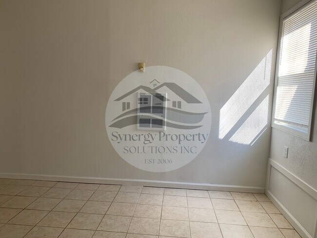 Building Photo - Sherman Place 403
