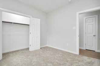 Building Photo - 9806 Nedwald St