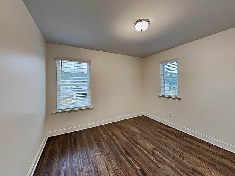 Building Photo - 3204 Brierhill Rd