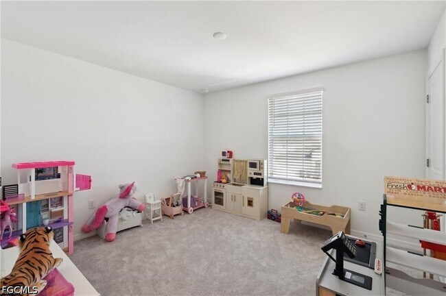 Building Photo - 17729 Paradiso Wy