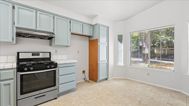 Building Photo - 6540 Shasta Creek Way