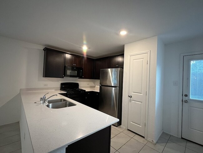 Building Photo - 3408 Harper St