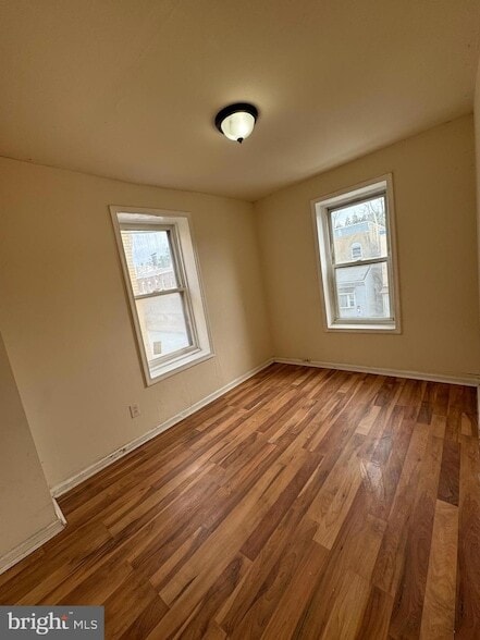 Building Photo - 521 E Westmoreland St