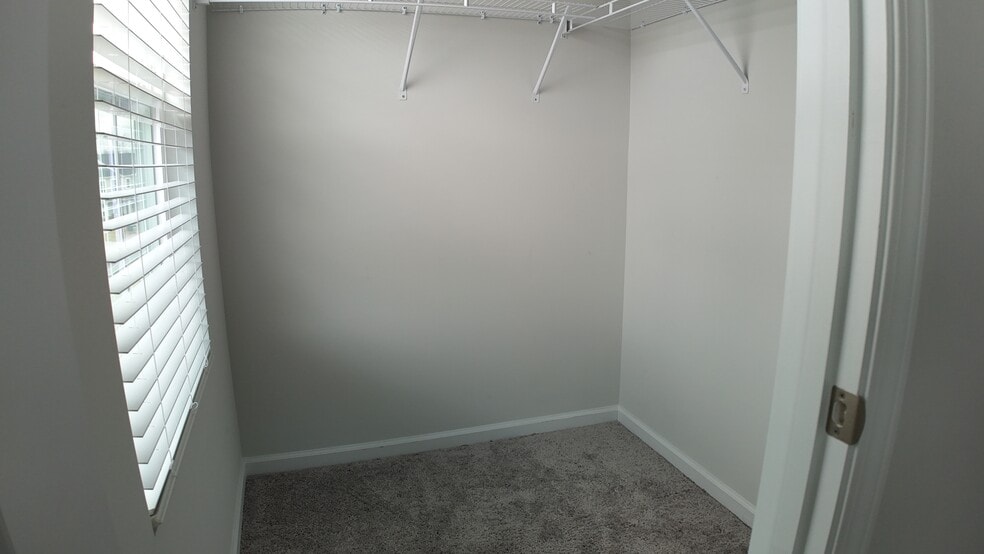 Building Photo - 359 Anna Gray Cir