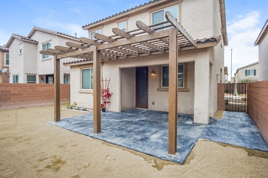 Building Photo - 6425 Kellyville Dr