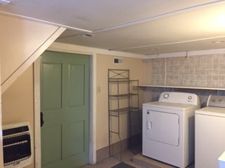 Building Photo - 108 S Rutland St