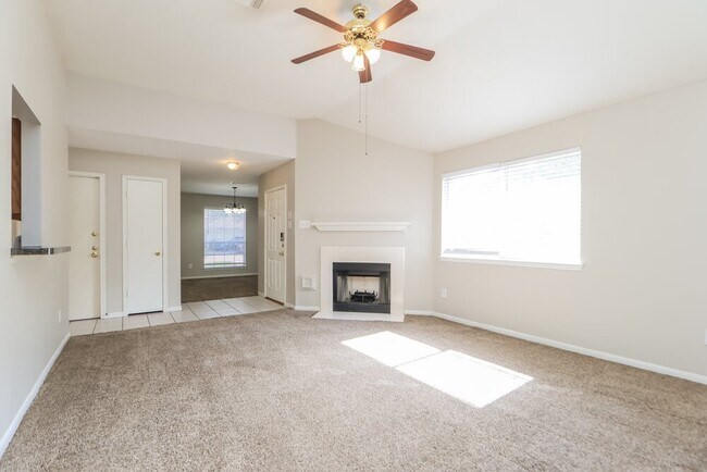 Building Photo - 12119 Bowsman Dr