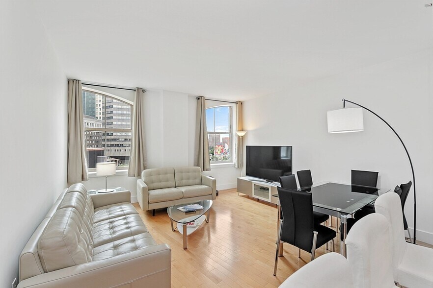 Primary Photo - 181 Essex St