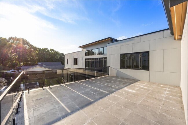 Building Photo - 4232 Edgewood Ct
