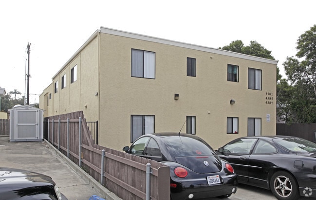 Building Photo - 4381-4387 Louisiana St