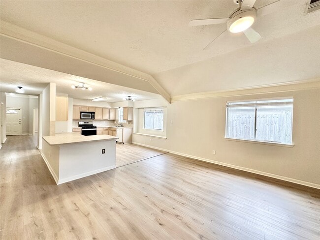 Building Photo - 3907 Crystal Pass Ct