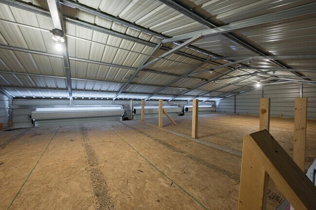 Extra storage in the garage - 120 Lake Point Dr