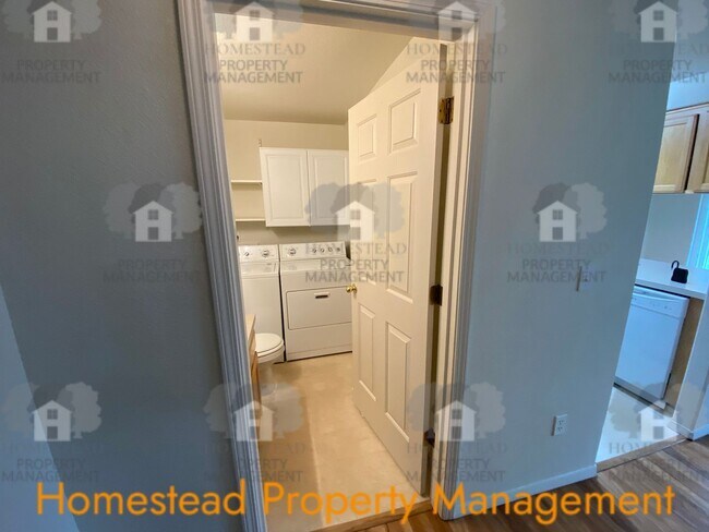 Building Photo - 164