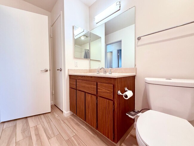 Building Photo - Recently Updated Condo with OCEAN VIEW - W...