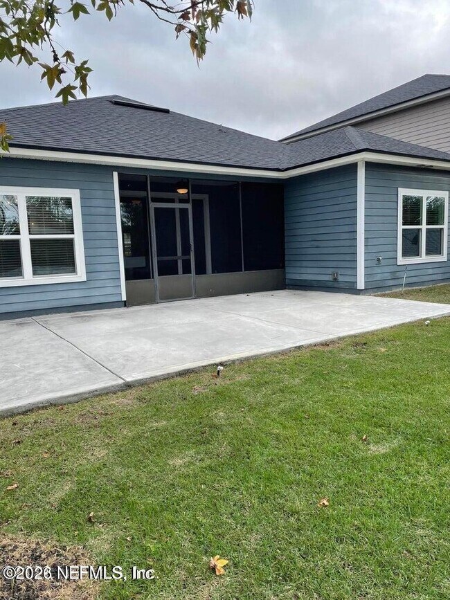 Building Photo - 81051 Leeside Ct
