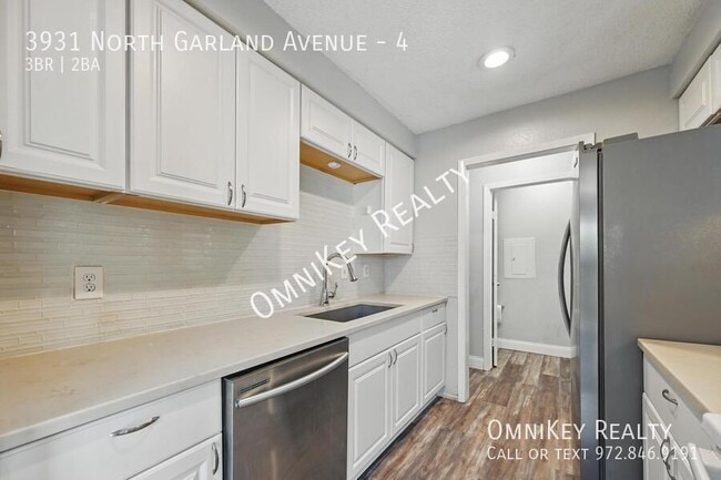 Building Photo - 3931 N Garland Ave