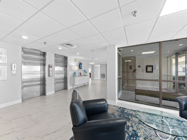 Building Photo - 3301 S Ocean Blvd