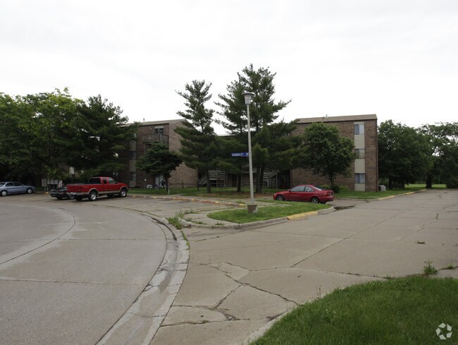 Building Photo - Tranquility Apartments