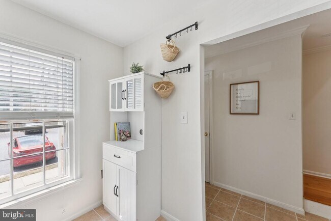 Building Photo - 6316 Chimney Wood Ct