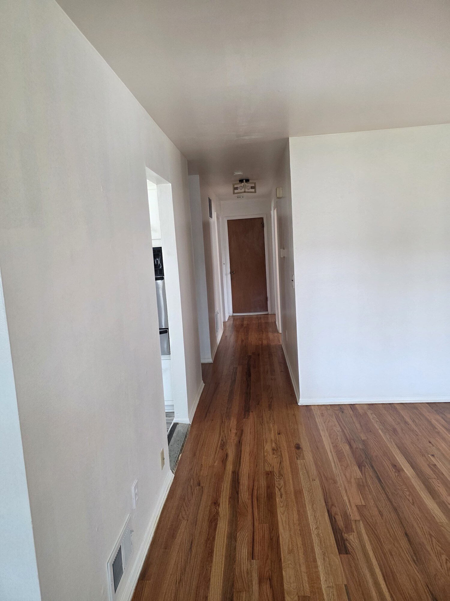 Building Photo - 1209 Commerce Ave