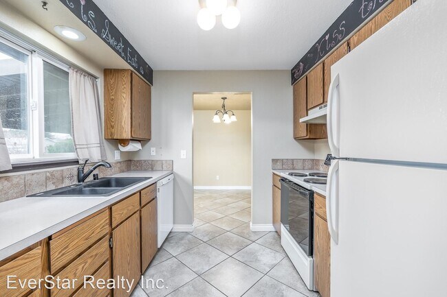 Building Photo - 2 br, 1 bath House - 6717 W 1st Ave