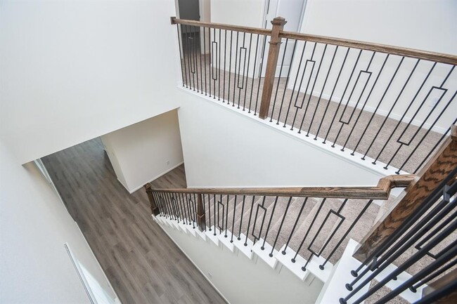 Building Photo - 4813 Vida Vis Dr