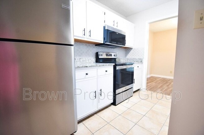 Building Photo - 2701 Preston Woods Ln