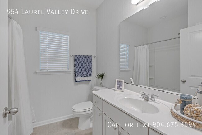 Building Photo - 954 Laurel Valley Dr