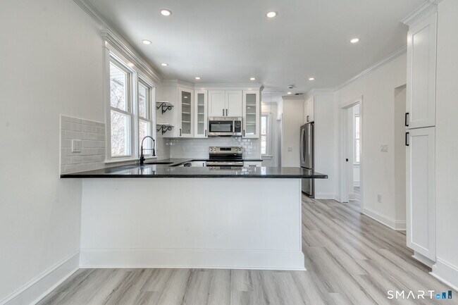 Building Photo - 44 Wallace Row