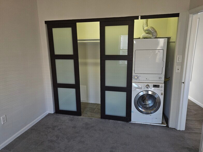 Large MBR closet with W/D - 1248 Florida Ave NW