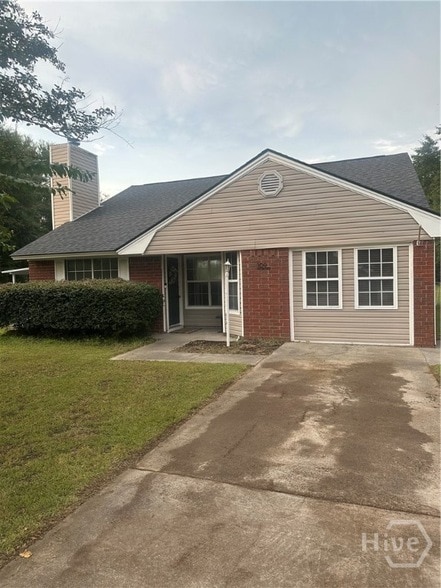 Building Photo - 109 Live Oak Cir