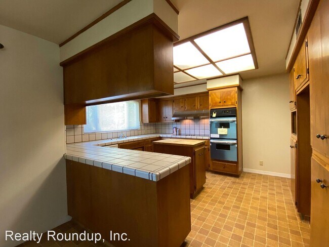 Building Photo - 4 br, 2 bath House - 4496 W Highway 4
