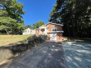 Building Photo - 2616 S Roxboro St