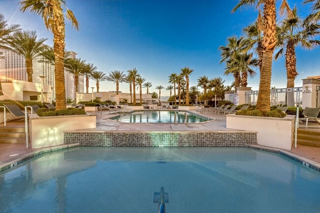 Building Photo - 2700 Las Vegas Blvd S