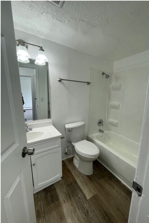 Building Photo - 1313 21st St