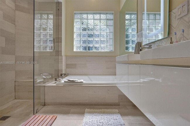 Building Photo - 1529 Shoreline Way