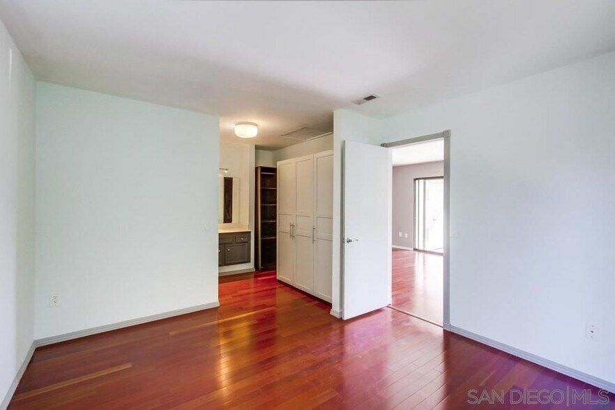 Building Photo - 11161 Camino Ruiz