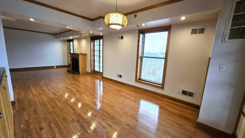 Building Photo - 6111 Fifth Ave