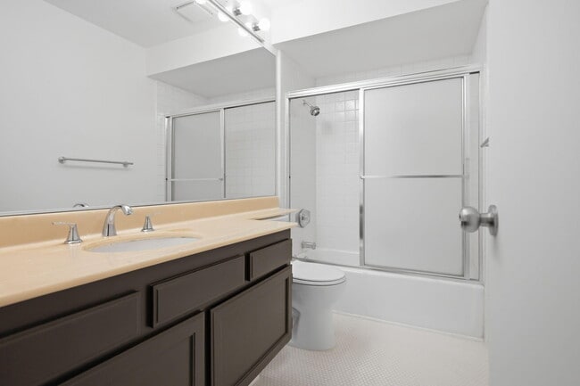 Building Photo - 72460 Rodeo Way