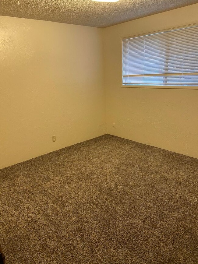 Building Photo - 4117 Bluebelle Way