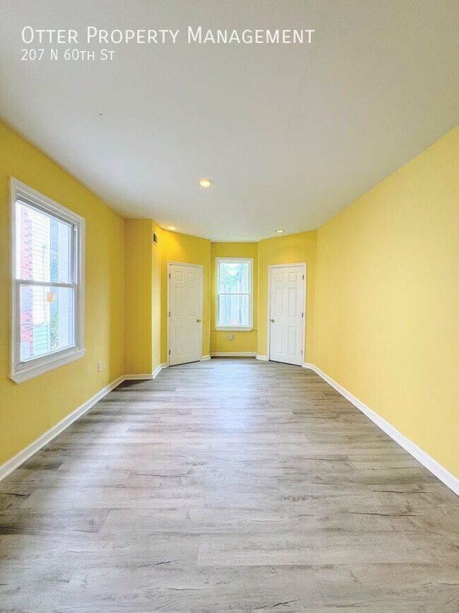 Building Photo - 207 N 60th St