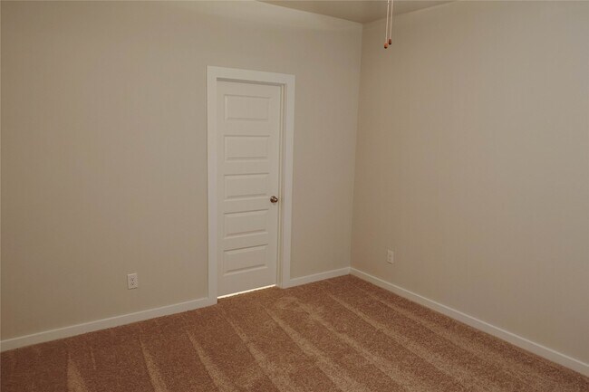 Building Photo - 8586 Blueberry Ash St