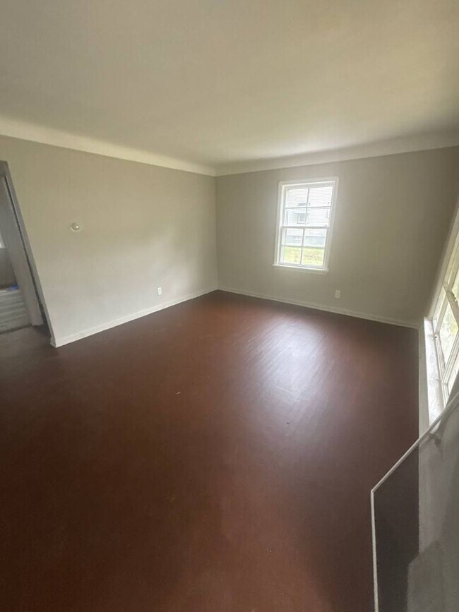 Building Photo - 16015 S Lotus Dr