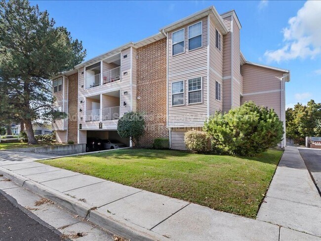 Primary Photo - 9132 S Scirlein Dr