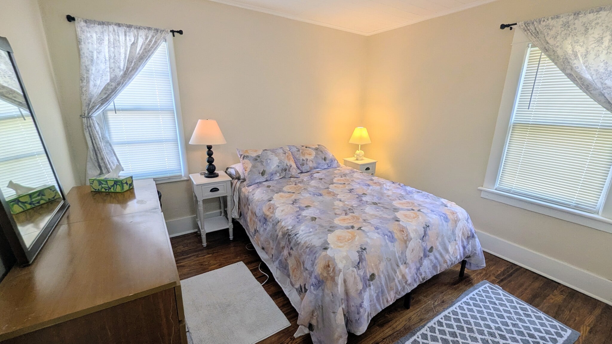 Building Photo - 201 Lovering Ave