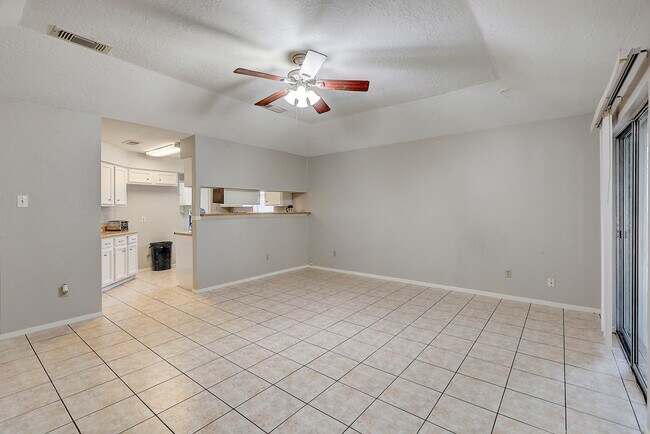 Building Photo - 4907 Quail Hollow Dr