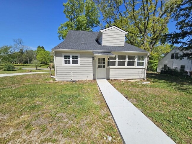 Building Photo - 1120 Morningside Dr