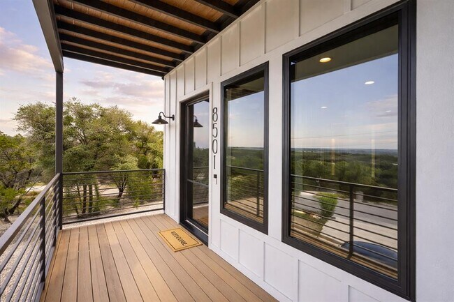 Building Photo - 8501 Bronco Ln