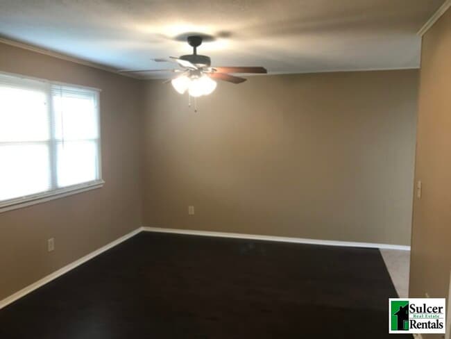 Building Photo - Dayton Duplexes